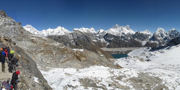 [Group 9]-IMG_1092_IMG_1105-14 images_0000 Stitched Panorama